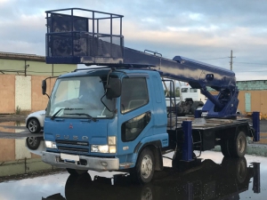 Автовышка Fuso 28 метров фото